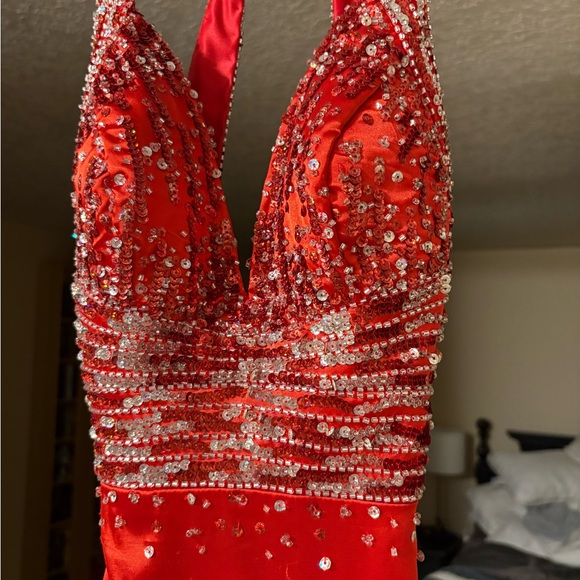 Prom / Formal Gown - Picture 9 of 11